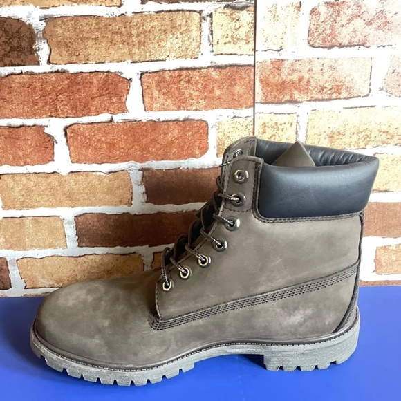 TIMBERLAND MEN’S PREMIUM WP BOOT MEDIUM BROWN NUBUCK - Picture 1 of 5